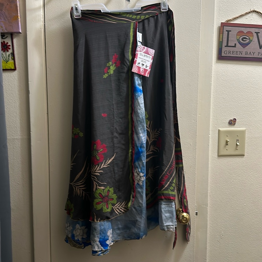Repurposed sari wrap skirt size 4-12